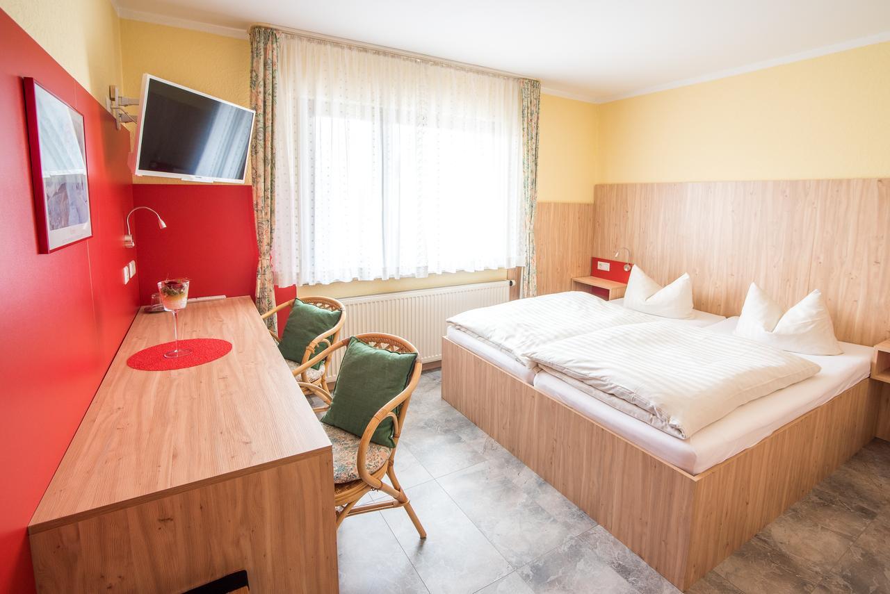 Hotel Schweizerhof Böbingen an der Rems Exteriör bild
